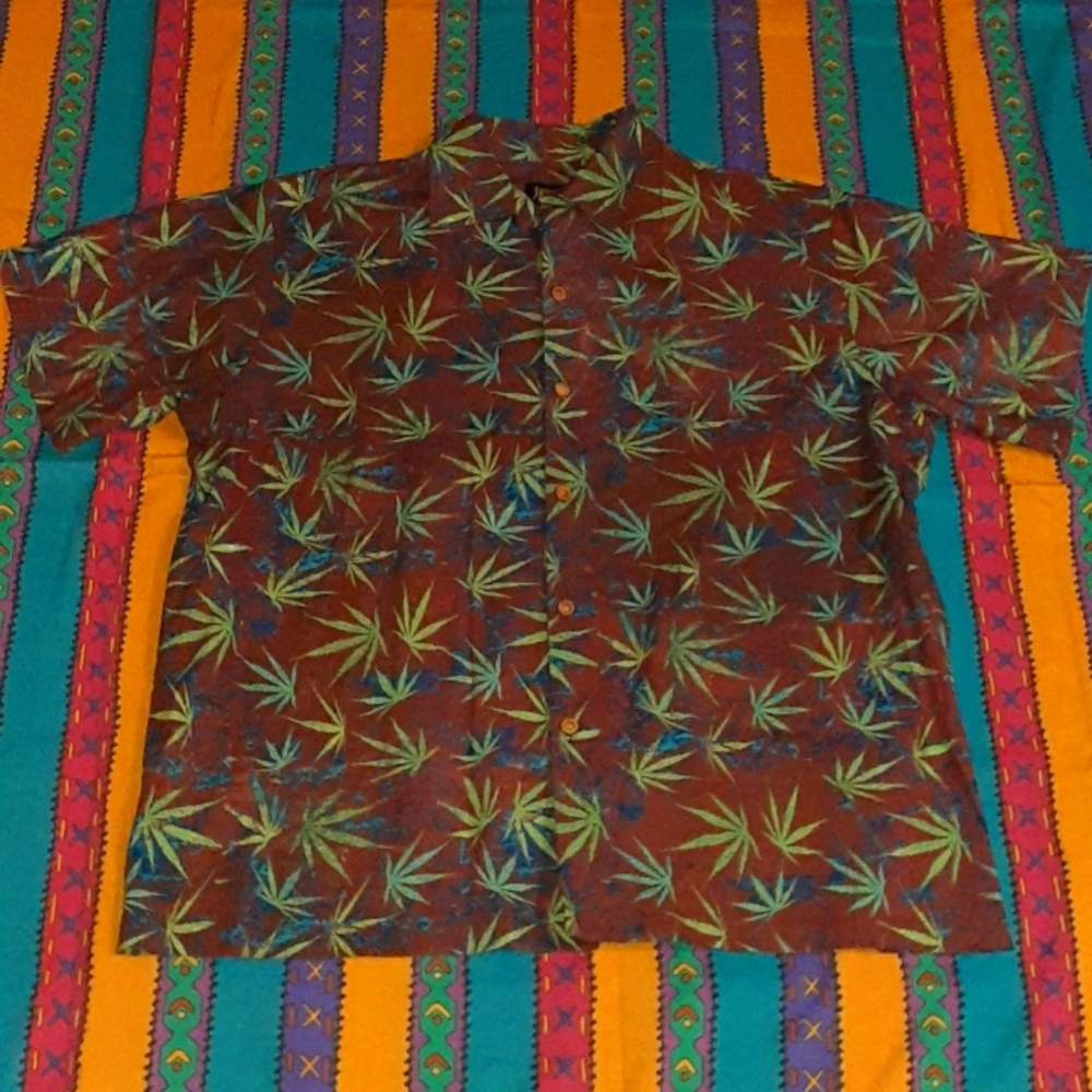 90s Ganja Hemp Leaf All Over Print Button Up Shirt Vintage